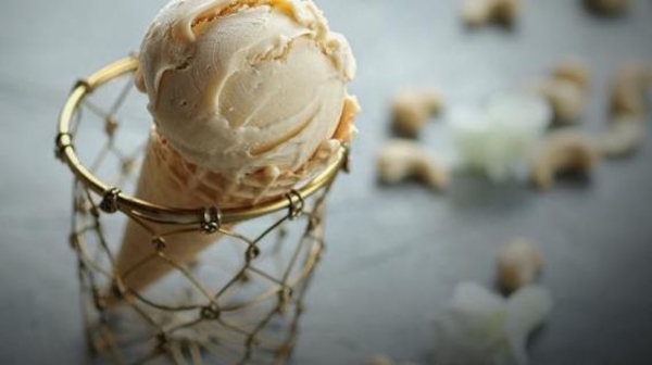 🍨САМОЕ ВКУСНОЕ МОРОЖЕНОЕ! Рецепт ВАНИЛЬНОГО мороженого и рецепт итальянского мороженого СЕМИФРЕДО