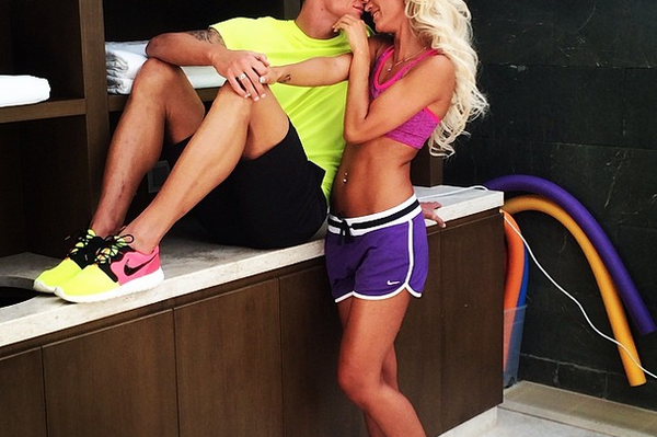 instagram.com/buzova86