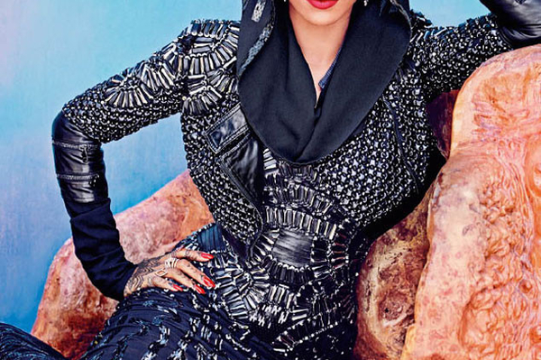 facebook.com/HarpersBazaarArabia