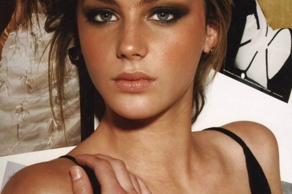 Found on motz-hottest-eyecandy.tumblr.com