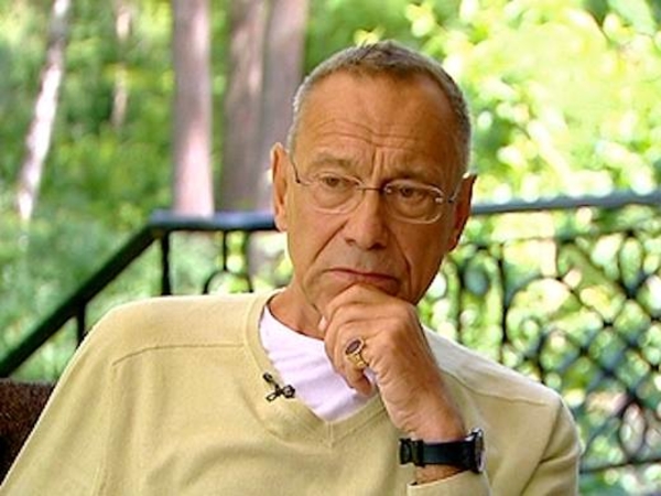 Кончаловский: Человек должен иметь обязанности, и только затем права