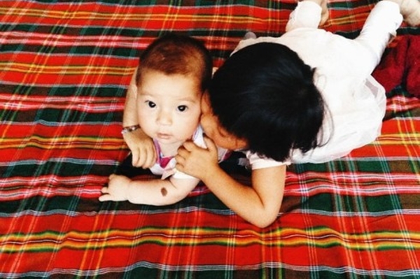 instagram.com/candic_cho