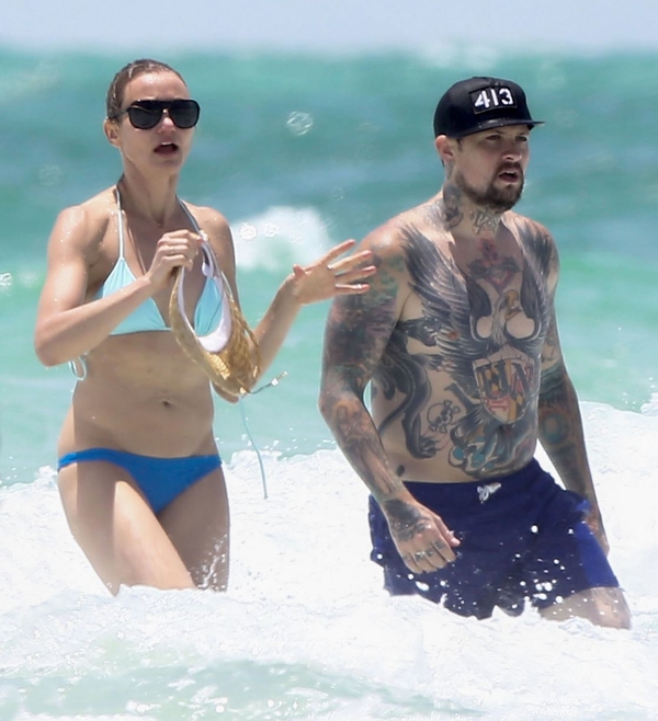 Камерон Диаз отдыхает с рок-музыкантом во Флориде