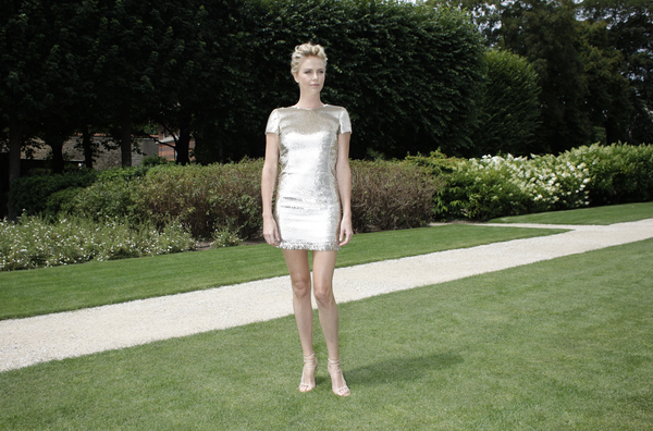 Look дня: Шарлиз Терон