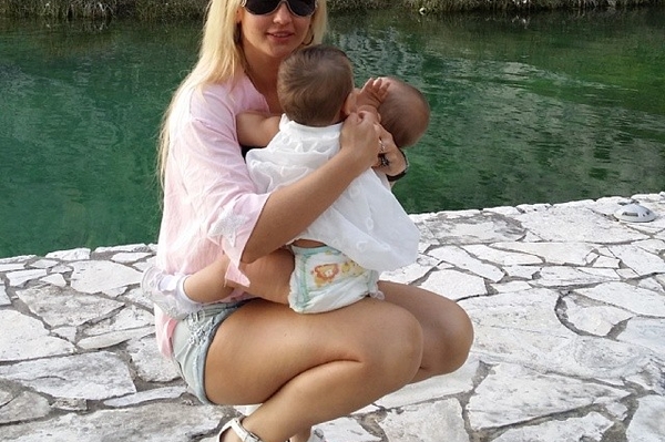 instagram.com/kamaliyaofficial