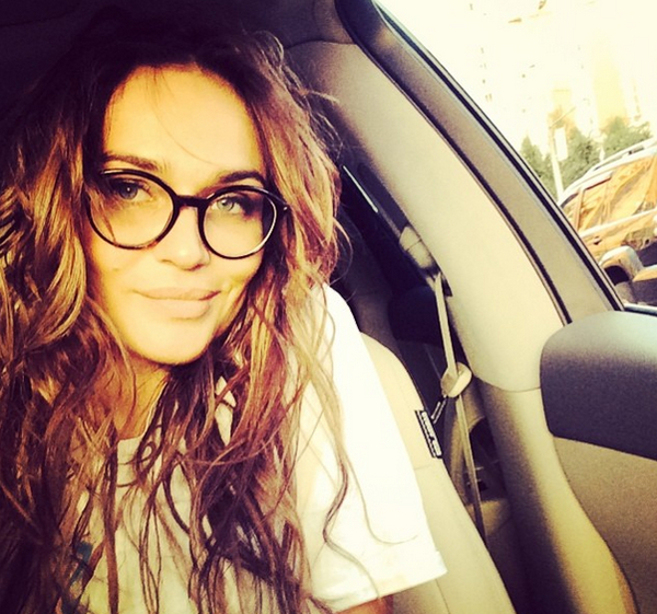 Водонаева разбила дорогой телефон: Не пишите и не звоните до сентября