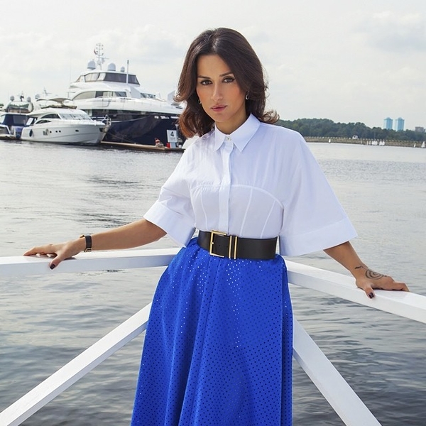 Тина Канделаки поздравила поклонников со Всемирным днем шоколада