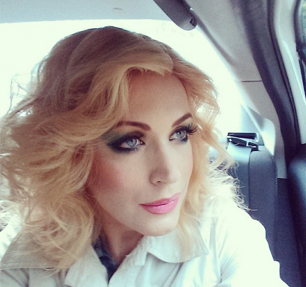 Травести-дива Монро обратилась к гомосексуалистам: Откройтесь миру