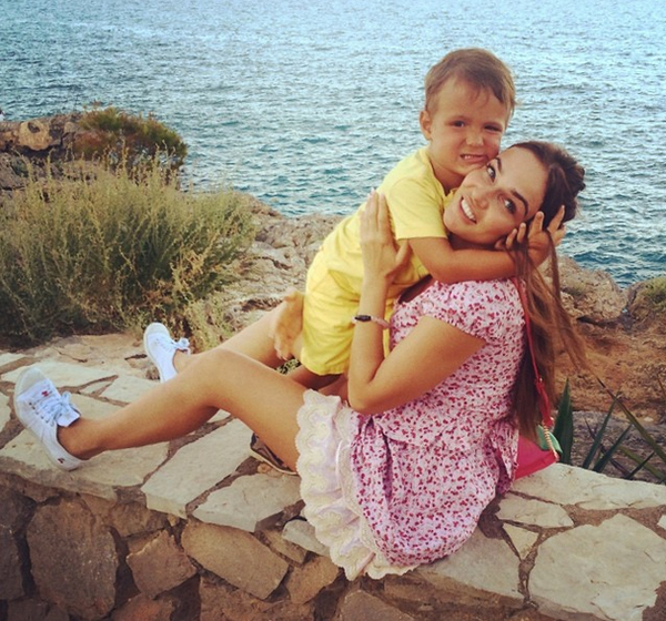 Алена Водонаева о сыне: Пять швов на лбу, а все равно не слушается