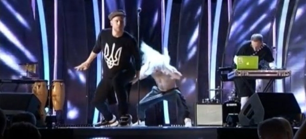 Ивана Дорна хотят запретить в России после выступления на Новой волне