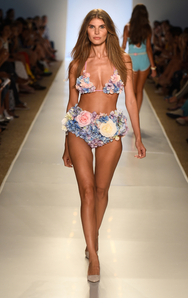 ТОП-13 купальников, которые решится надеть не каждая