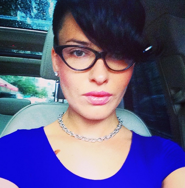 Даша Астафьева показала пикантное фото с отдыха