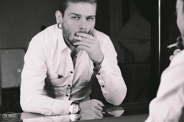 Александр Кривошапко похвастался брутальной фотосессией