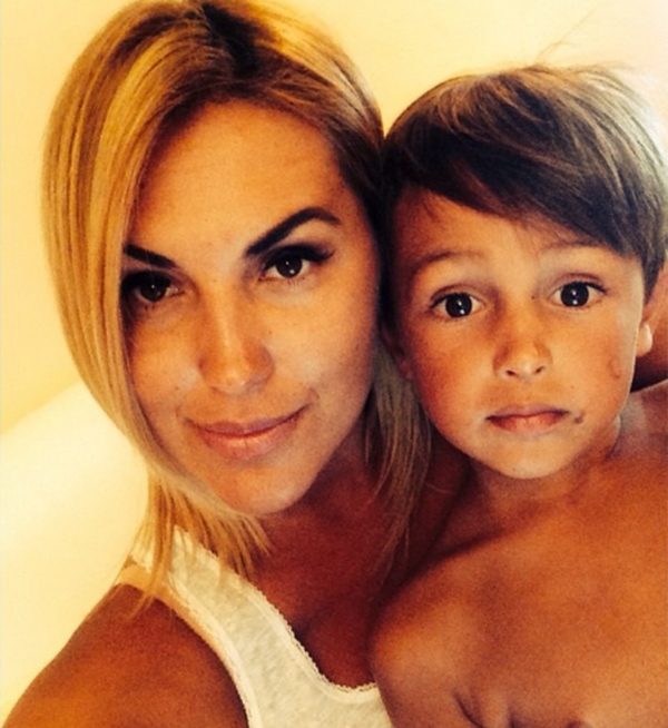 Яна Клочкова показала, как плавает ее четырехлетний сын