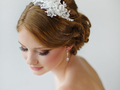 Нет фате: Свадебные аксессуары для волос
