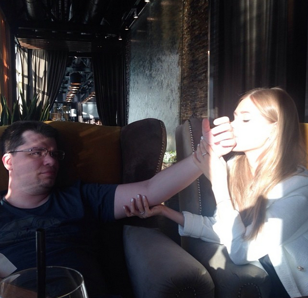 Кристина Асмус показала свое отношение к мужу Гарику Харламову