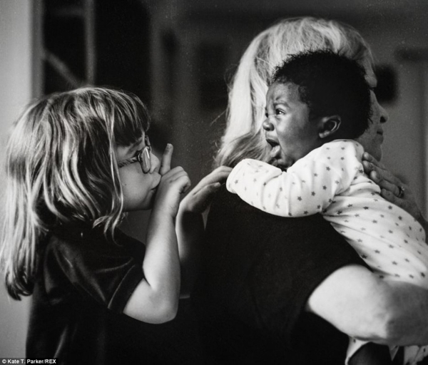 Ребенок нашел семью: Добрые теплые фото