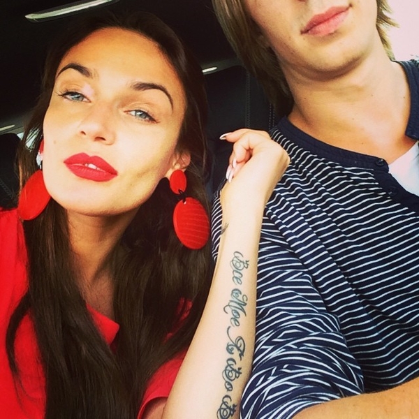 Алена Водонаева отдохнула с любимым в Испании