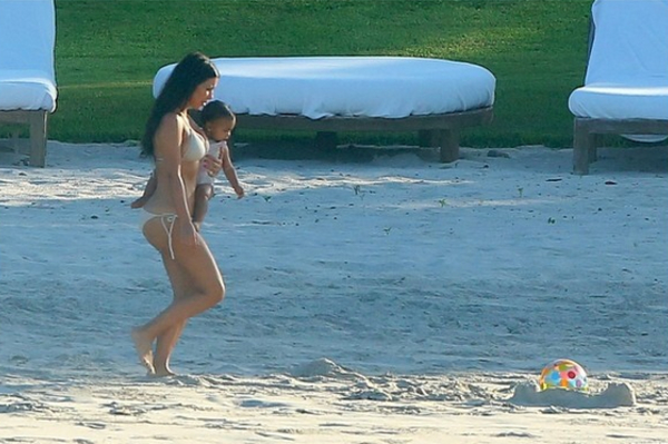 instagram.com/kimkardashian