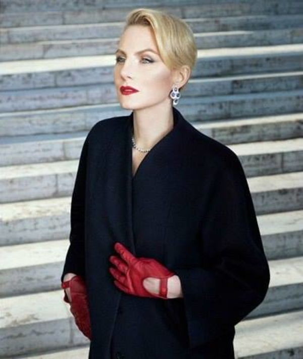 Рената Литвинова представила авторскую коллекцию одежды