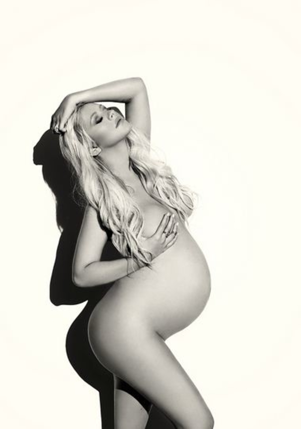 Откровенная беременность: Обнаженные звезды с животиками