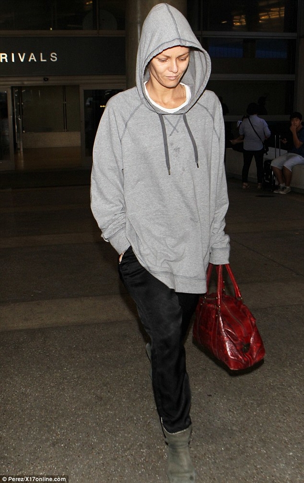 Ванесса Паради напугала поклонников своим внешним видом