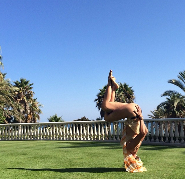 Виктория Боня похвасталась своими достижениями в йоге