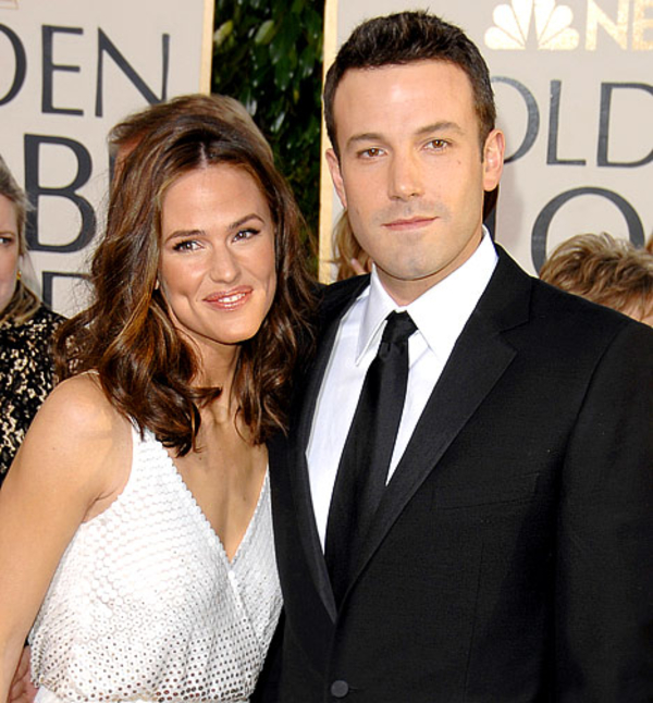 Представитель Дженнифер Гарнер опроверг слухи о беременности звезды