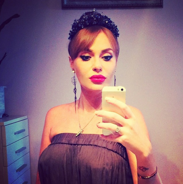 Слава из НеАнгелов показала свою маму