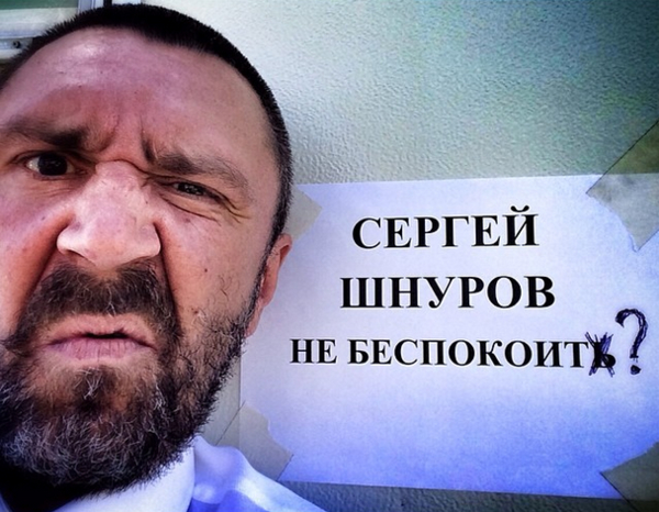 Шуточное видео Шнурова о санкциях против России крутят по ТВ