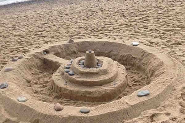 instagram.com/blackrainbowhi