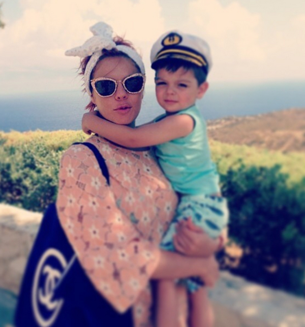 Анастасия Стоцкая показала подросшего сына