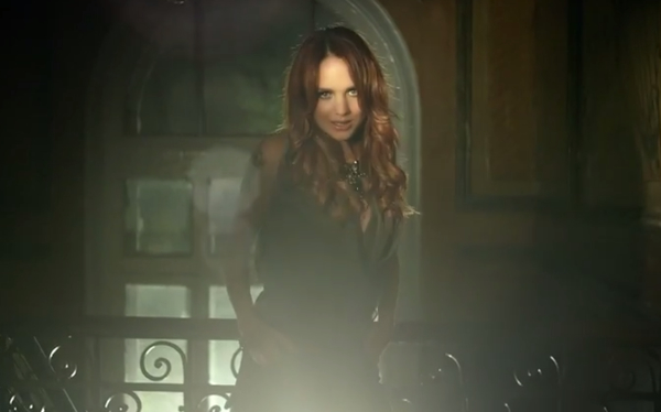 Певица МакSим презентовала клип после долгого молчания