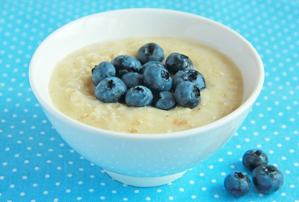 Овсяные хлопья на завтрак: Три вкусные идеи