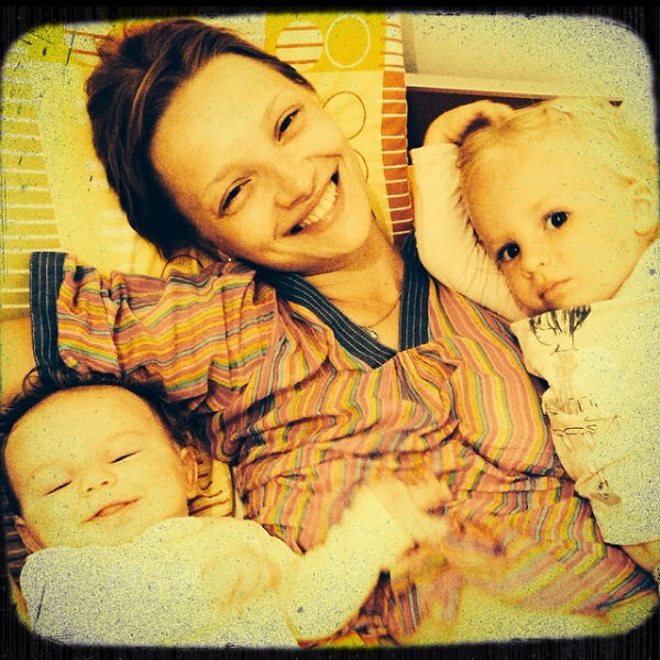 Актриса Екатерина Вилкова впервые показала сына