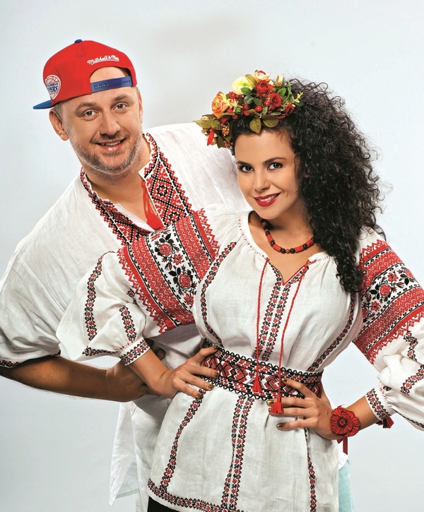 День независимости Украины: ТОП-25 фото звезд в патриотичных нарядах