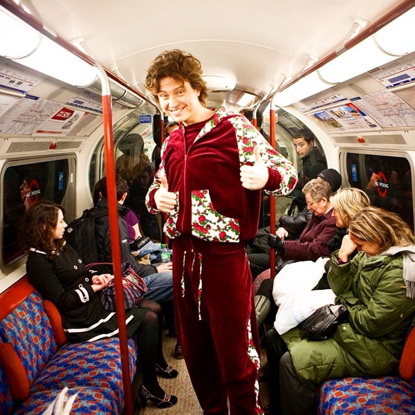 Прохор Шаляпин покатался в метро