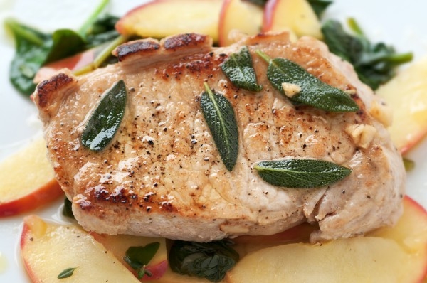 Свинина с яблоками: Три вкусные идеи