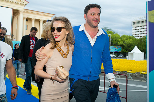 Ксения Собчак похвасталась заботливым мужем