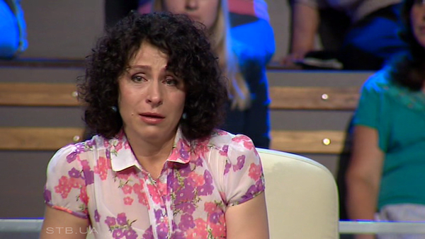 Телеведущая Надежда Матвеева расплакалась на съемках шоу