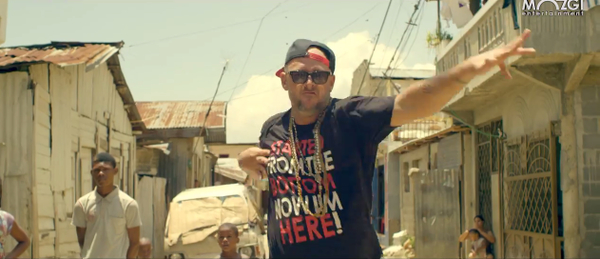 Потап показал "сумасшедшие" танцы в новом клипе на песню Аябо