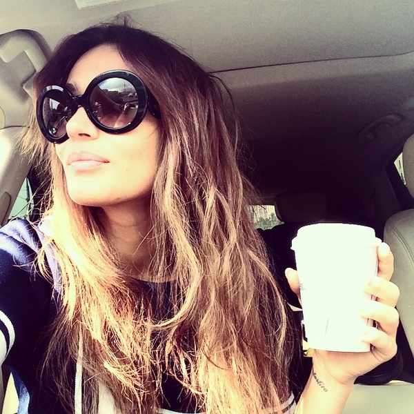 Алена Водонаева продемонстрировала подтянутый животик