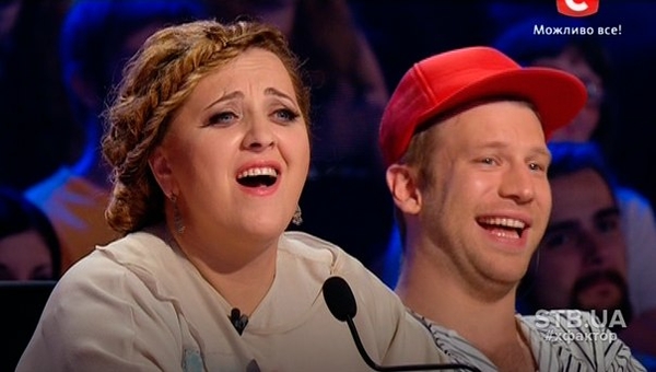 X-Фактор 5: Эпатажная Леди Алмаз и скромный шахтер на отборе в Донецке