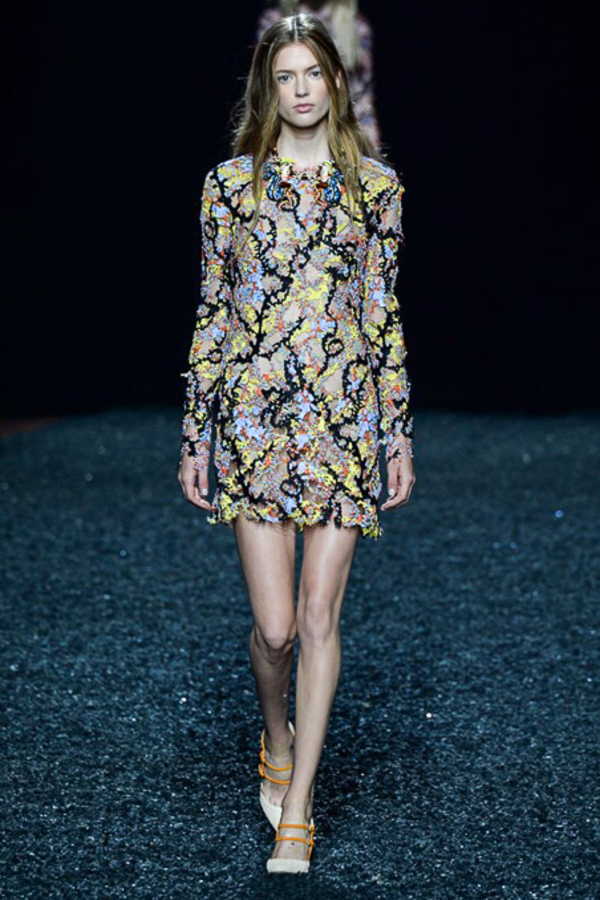 Неделя моды в Лондоне: Мэри Катранзу представила новую коллекцию