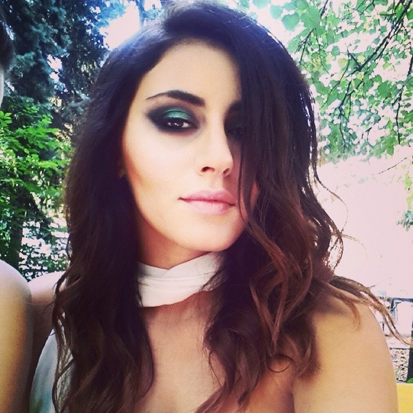 Роза Аль-Намри похвасталась пышным бюстом