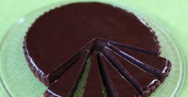 Как приготовить шоколадный тарт (ВИДЕО)