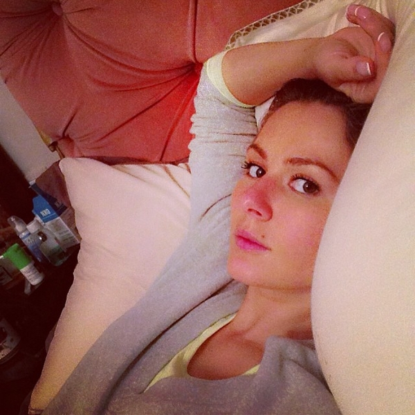 Мария Кожевникова пожаловалась поклонникам на плохое самочувствие