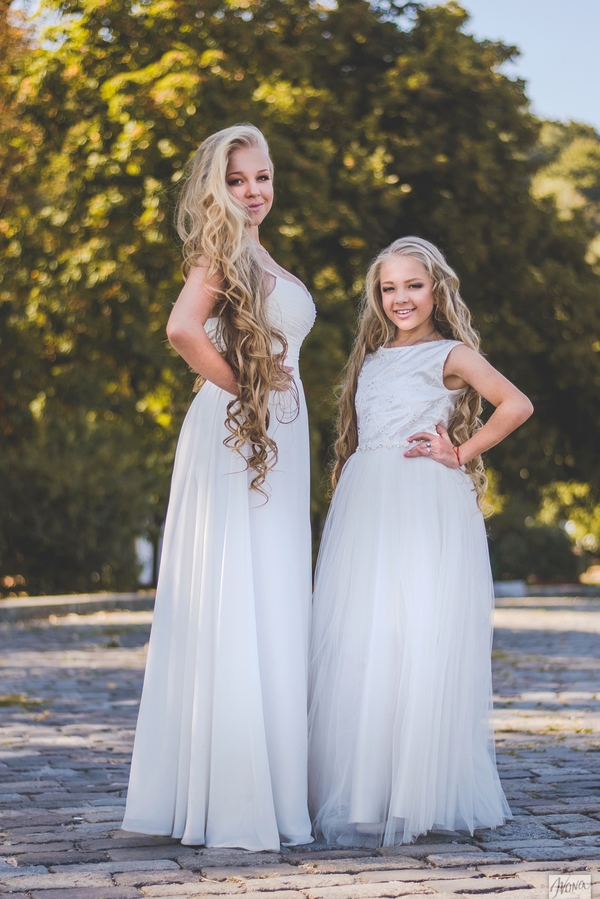 Звезды – за МИР: Сестры Петрик уверены, что Украина – лучшая страна