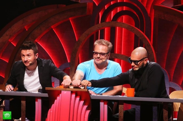 Хочу к Меладзе: 15-летний сирота и участник-гермафродит на сцене шоу