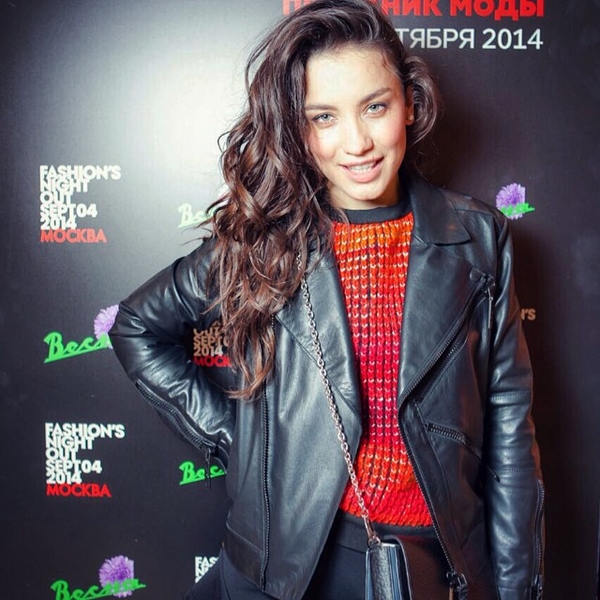 Виктория Дайнеко показала фото топлес